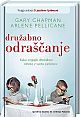 Družabno odraščanje: kako vzgojiti družabne otroke v svetu zaslonov